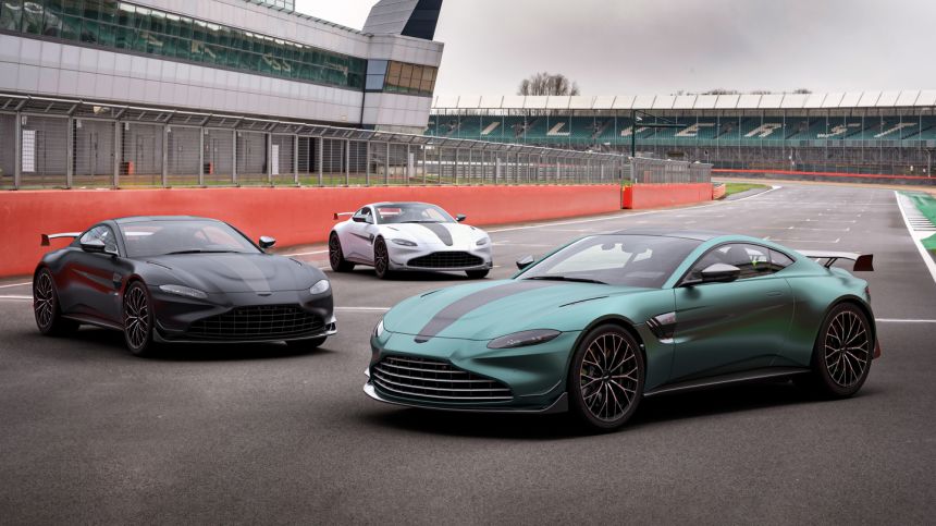 Aston Martin built a road-version of its new F1 safety car image