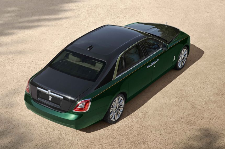 Tycoons will love the 2021 Rolls Royce Ghost image