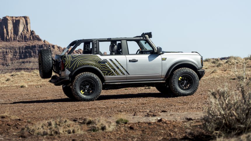 Ford goes all-out modifying the 2021 Bronco, Bronco Sport image