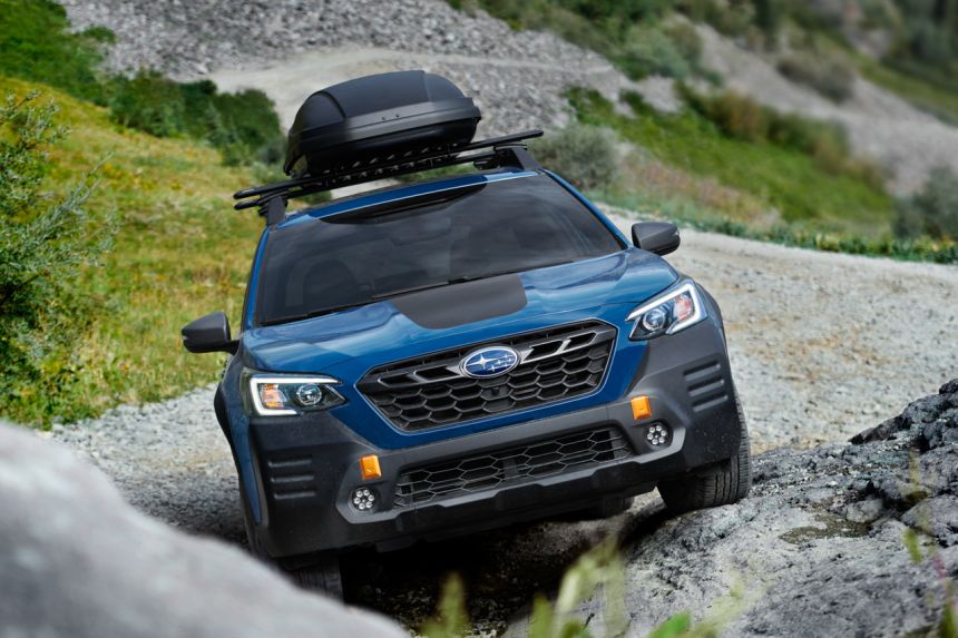 2021 Subaru Outback Wilderness has more ground clearance than a Fortuner image