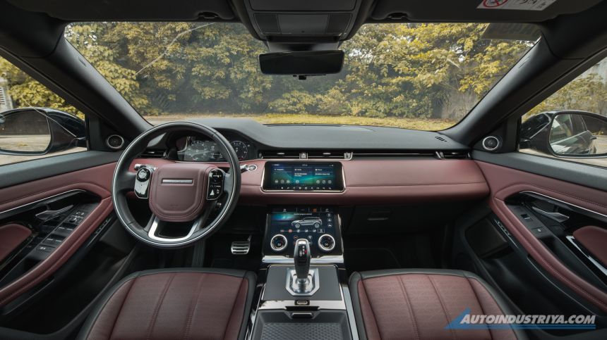 2021 Land Rover Evoque Hybird image