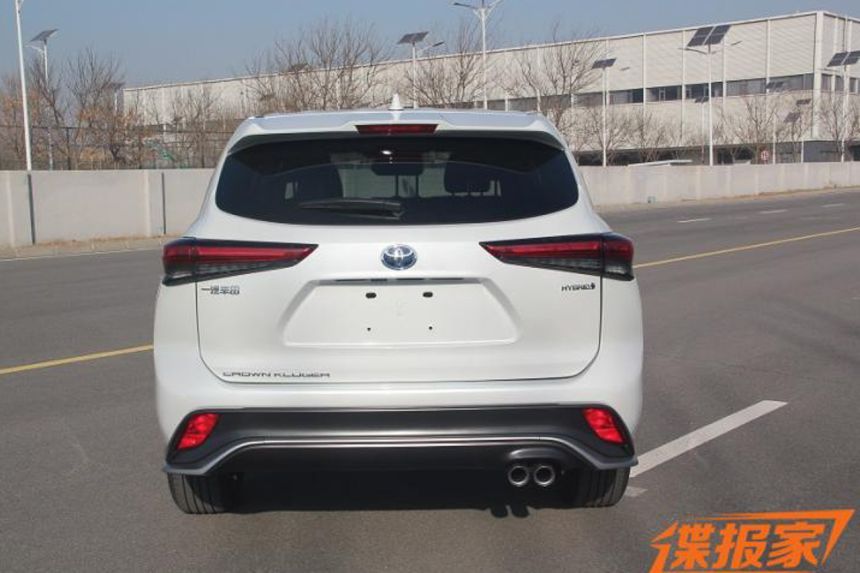 Is the upcoming Crown SUV just a Toyota Highlander in disguise? image