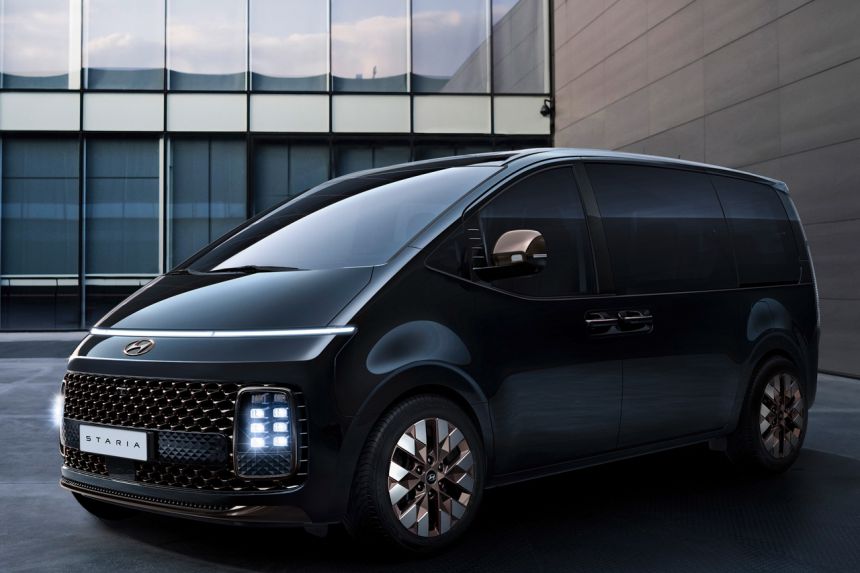 Here are specs of the 2021 Hyundai Staria image