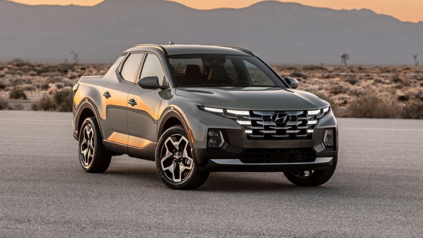 Hyundai finally has a pick-up truck with 2021 Santa Cruz image