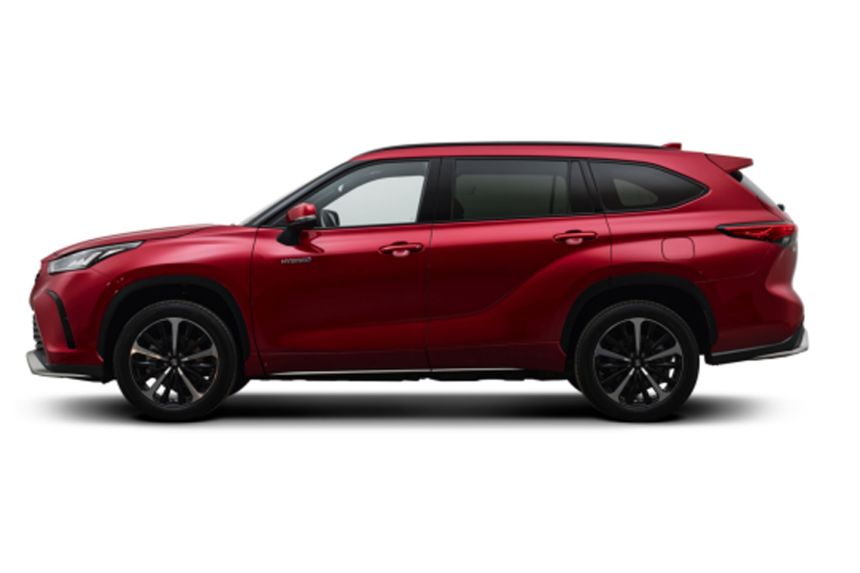 Is the new Toyota Crown SUV smart or sacrilege? image