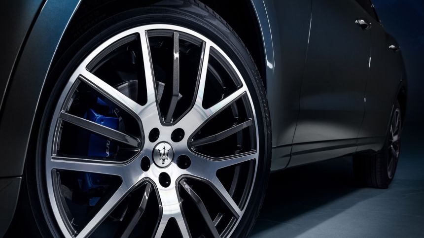 2021 Maserati Levante Hybrid image