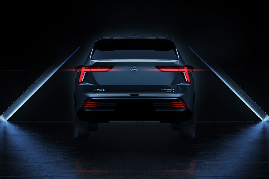 Is the Mitsubishi Airtrek concept a preview of an EV Outlander? image
