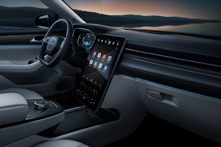 Huawei now selling an EV that can travel up to 1,000 km image