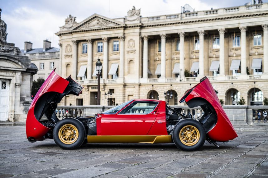 50 years ago, Lamborghini introduced the Miura SV image