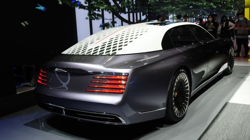 Hongqi L-Concept is a stately sedan with a chandelier inside image