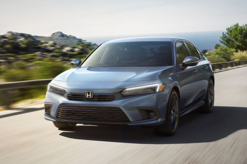 10th vs 11th-generation Honda Civic: Is newer always better? image