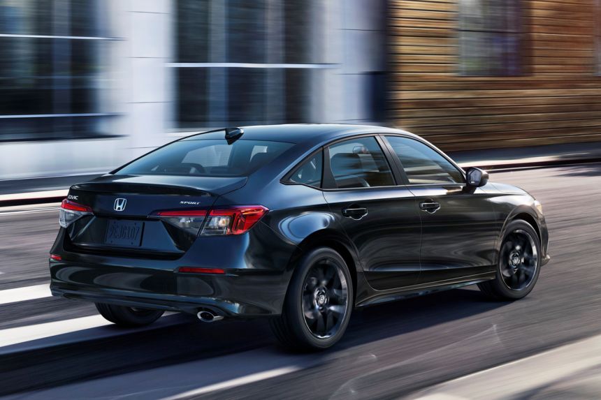 10th vs 11th-generation Honda Civic: Is newer always better? image