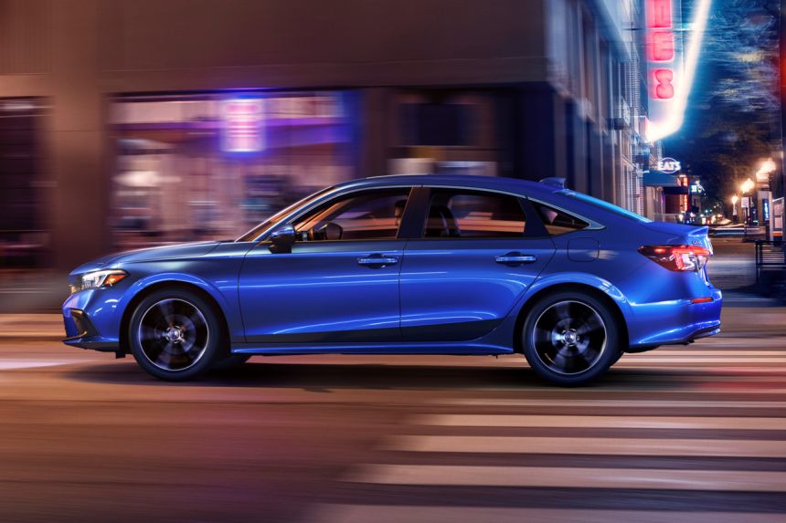 10th vs 11th-generation Honda Civic: Is newer always better? image