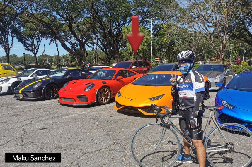 Toyota Innova: Number one photobomber at local car spotting group image