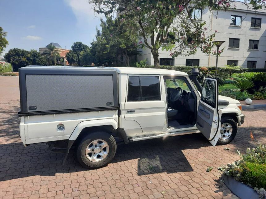 LC70 Cash In Transit Heist image