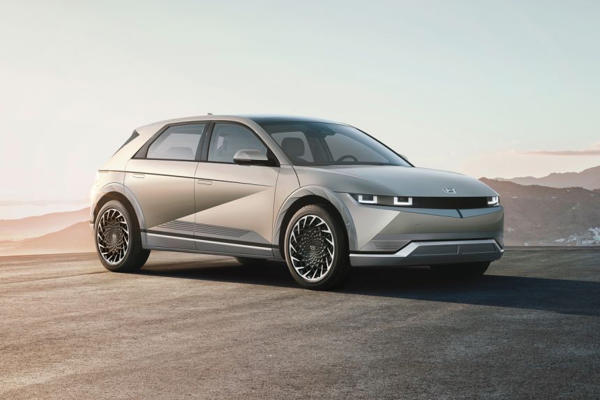 Hyundai to cut its combustion engine lineup by 50% image