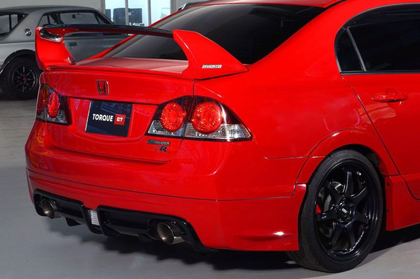 Why is this Honda Civic Type R worth over PHP 6 million? image