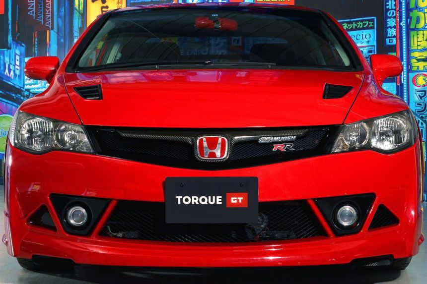 Why is this Honda Civic Type R worth over PHP 6 million? image