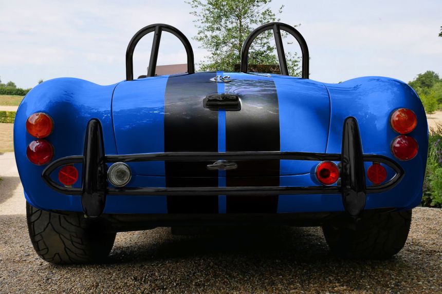 This AC Cobra swaps V8 power for electric propulsion image