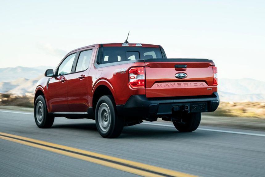 Tiny and mighty: This is the 2022 Ford Maverick pick-up image