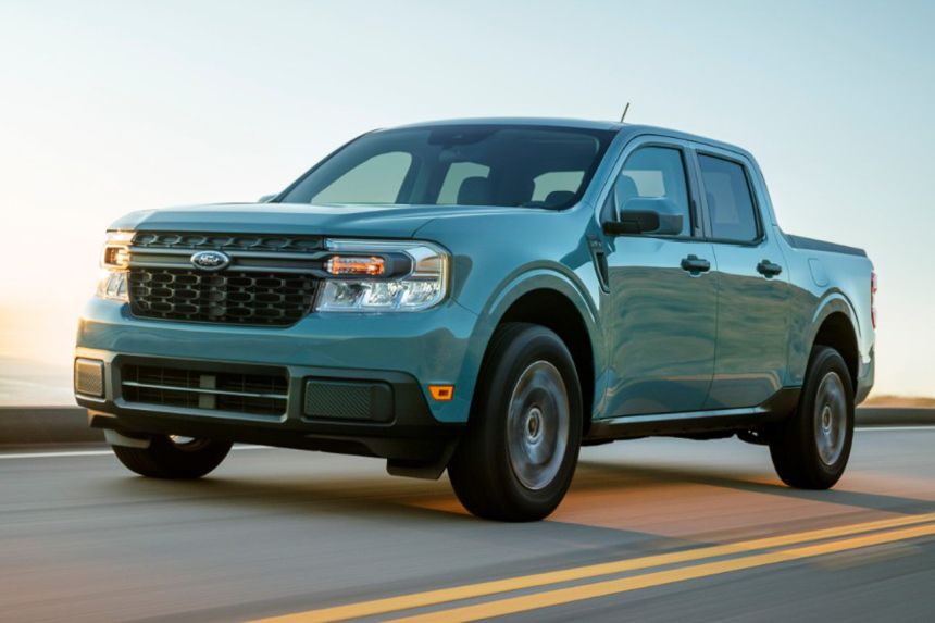 Tiny and mighty: This is the 2022 Ford Maverick pick-up image