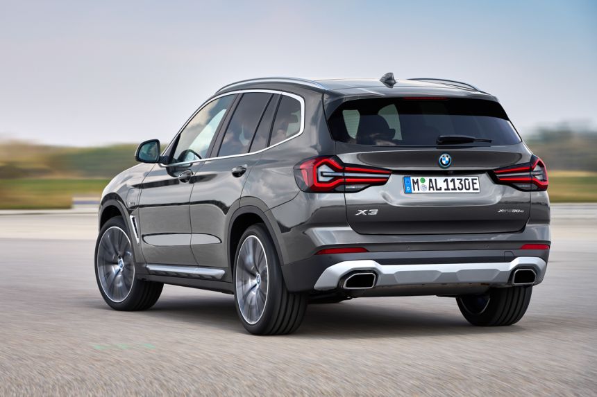 2023 BMW X3 xDrive20D Business retails for PHP 3.79M image