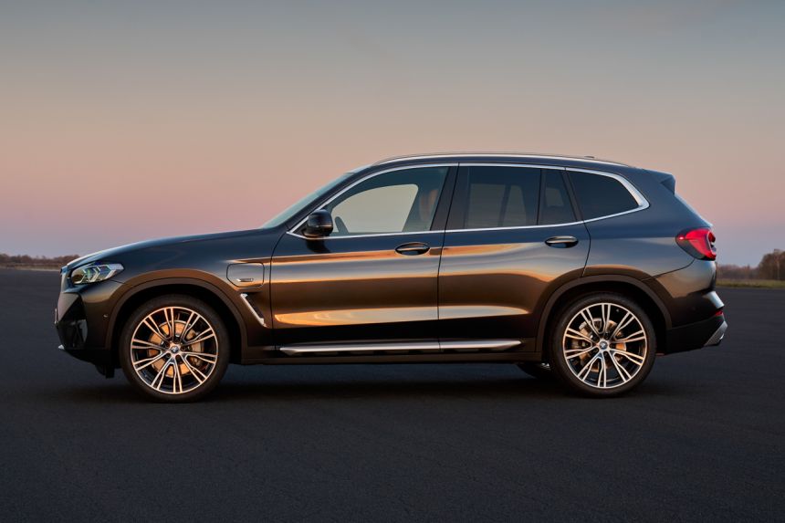 Did BMW get the grille just right for the 2021 X3? image