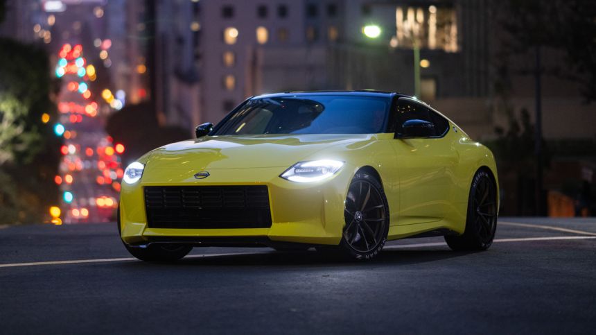 Will the 2022 Nissan Fairlday get a smaller front grille? image