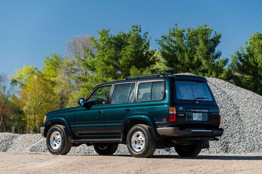 This 80 Series Toyota Land Cruiser sold for PHP 6.5 million image