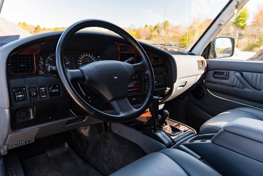 This 80 Series Toyota Land Cruiser sold for PHP 6.5 million image