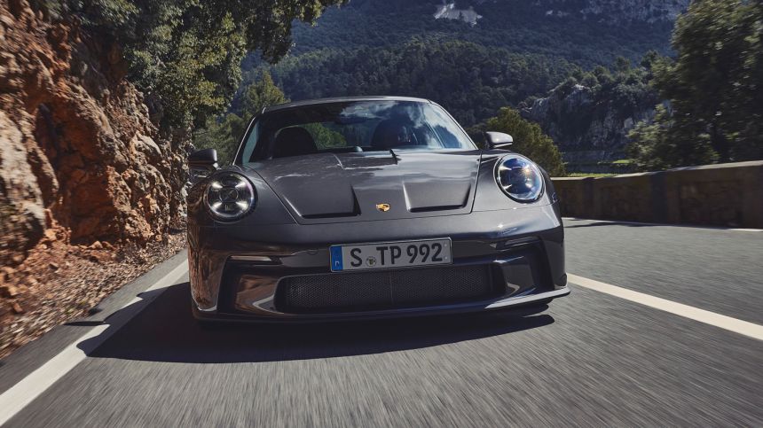 510 HP Porsche 911 GT3 looks even better without the wing image