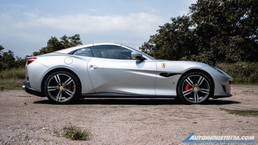 What sports cars can you buy in the Philippines? image
