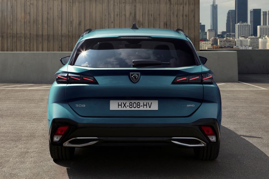 2022 Peugeot 308 SW: Can station wagons be sexy? image