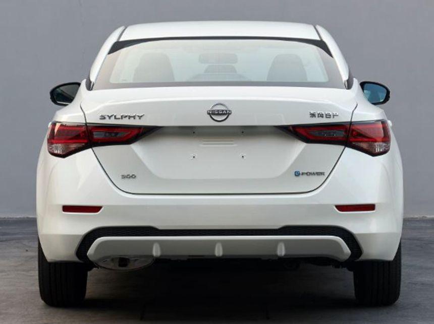 Nissan Sylphy plugs into the future with e-Power image