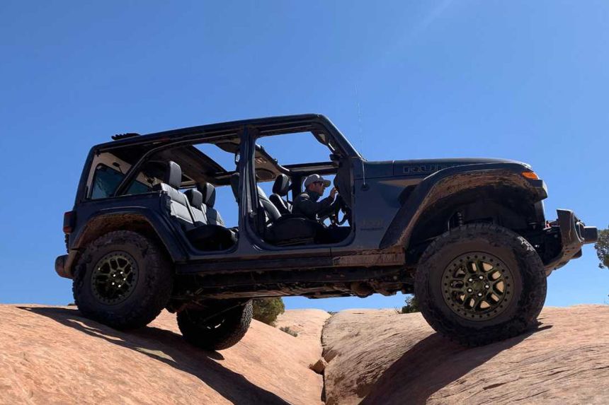 Jeep Wrangler Xtreme Recon image
