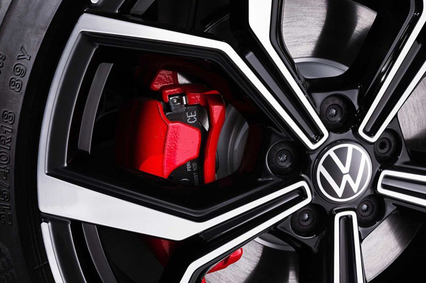 2022 Volkswagen Polo GTI is a 200HP pocket rocket image