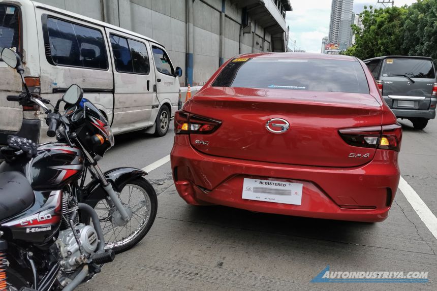 Hazard Lights: This simple tip can help prevent a rear-end collision image