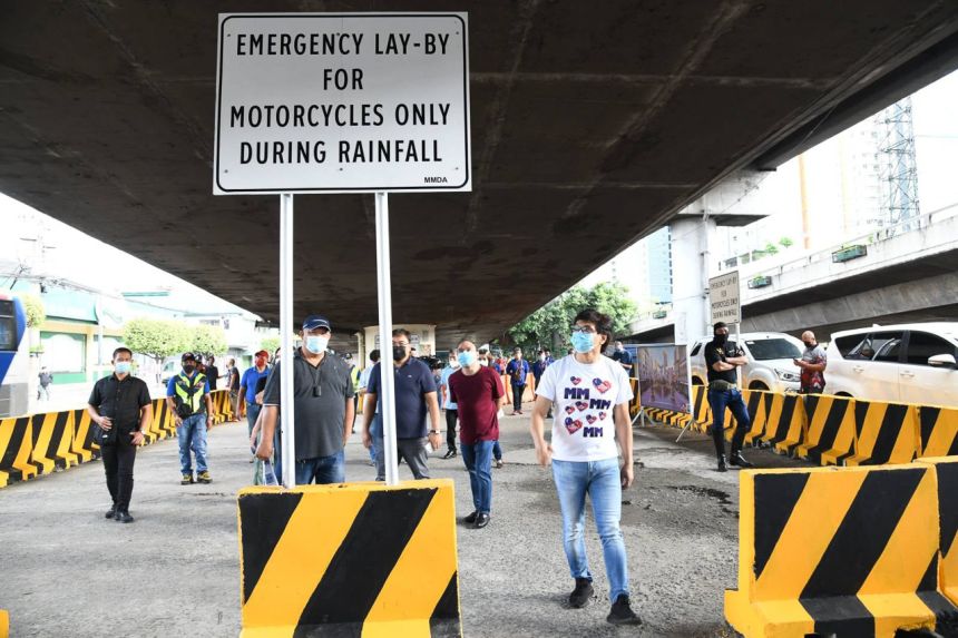 Motorcycle riders can now seek shelter along lay-bys in EDSA image