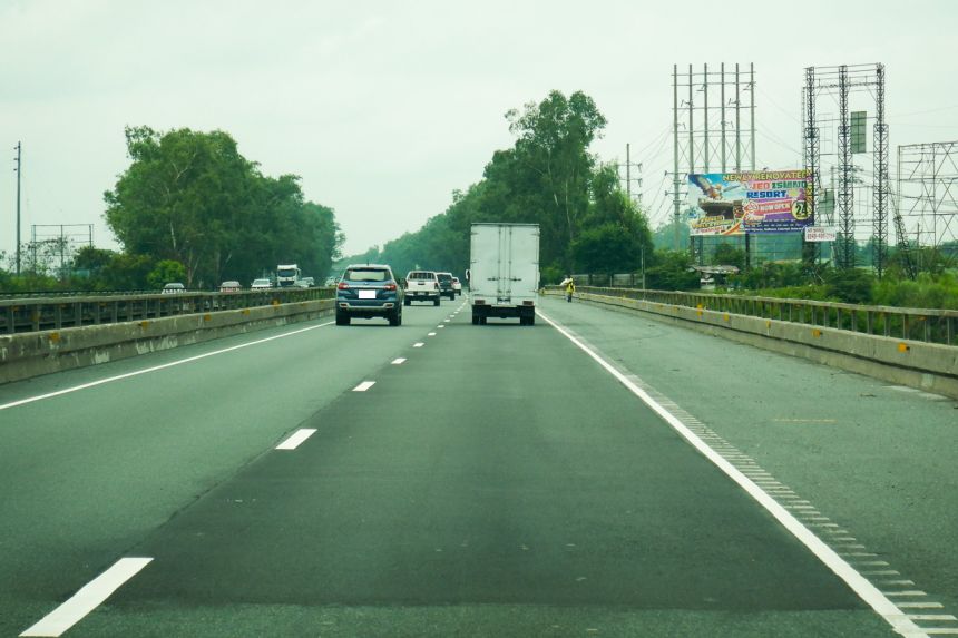 NLEX completes over 140k square meters of pavement repair image