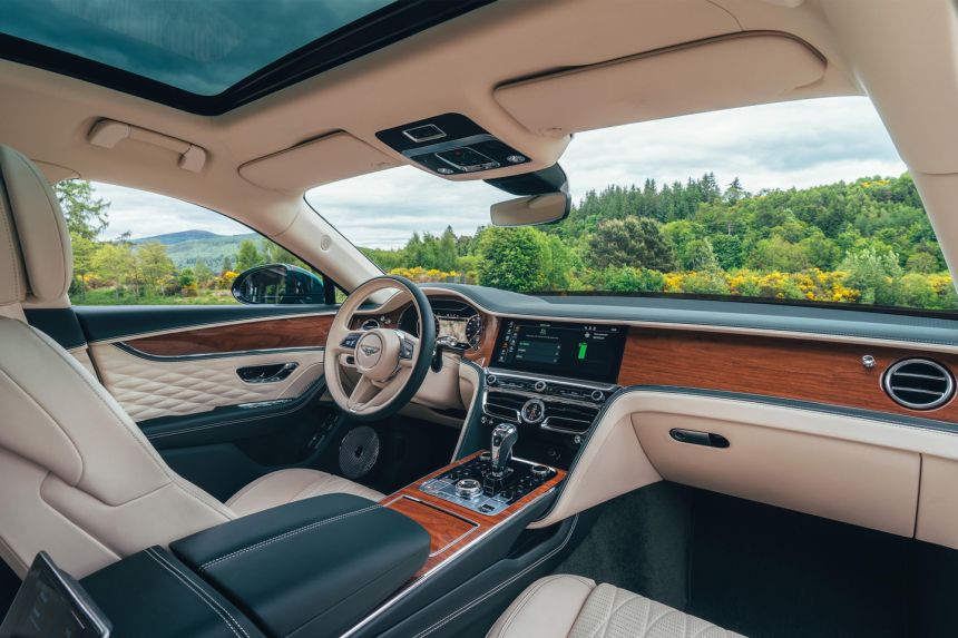 2022 Flying Spur Hybrid is the most-efficient Bentley yet image
