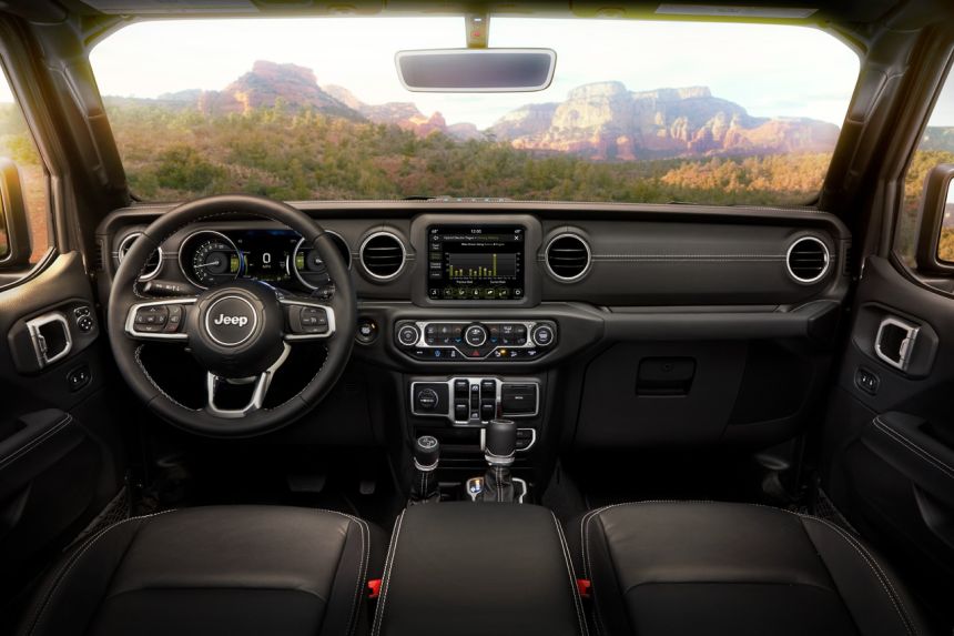 Gorilla Glass windshields now available for Jeep Wrangler, Gladiator image