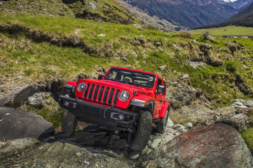 Gorilla Glass windshields now available for Jeep Wrangler, Gladiator image