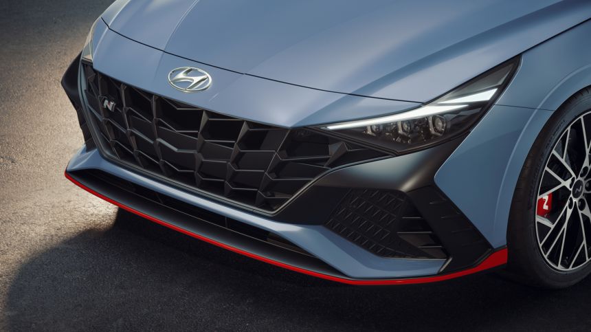 2022 Hyundai Elantra N wants to take on Honda Civic Type R image