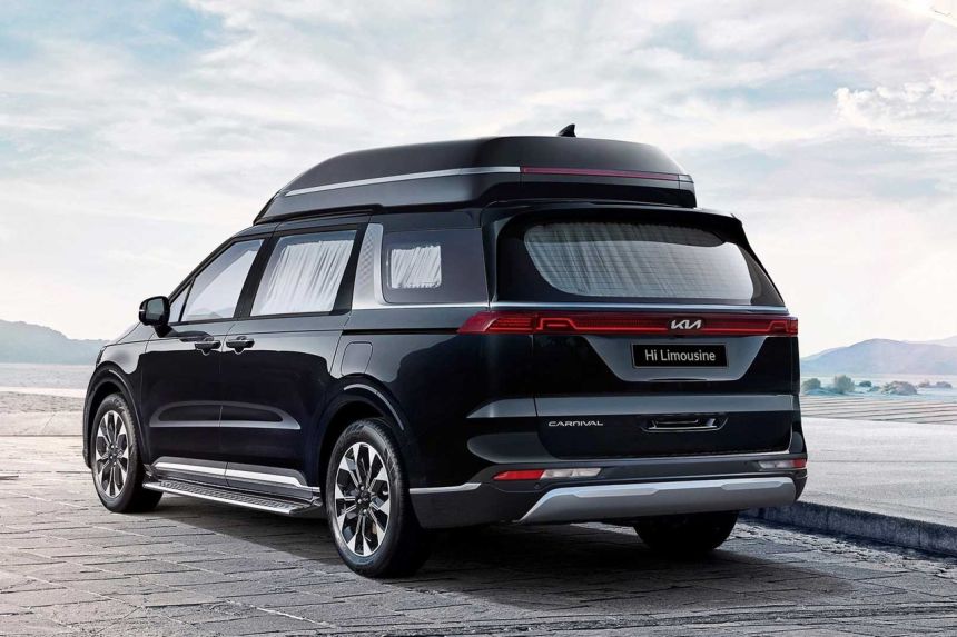 This 4-seat Kia Carnival wants to challenge Lexus LM image