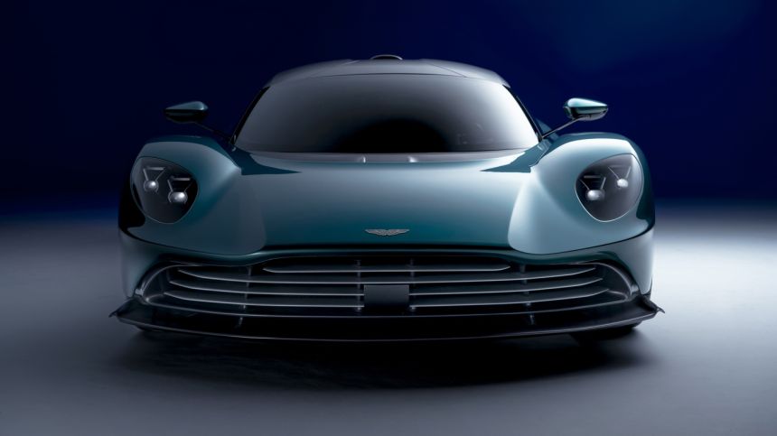 950 HP Aston Martin Valhalla should be James Bond&rsquo;s new ride image