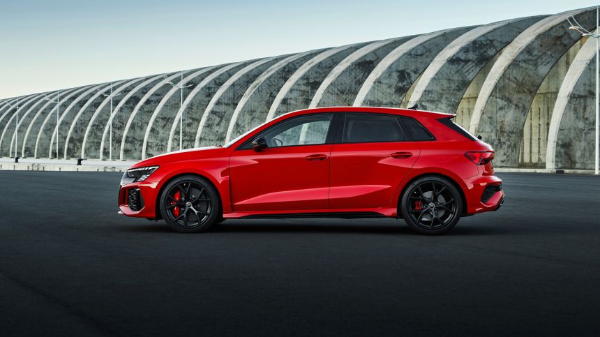 All-new 400 HP Audi RS3 is ready to shred tires image