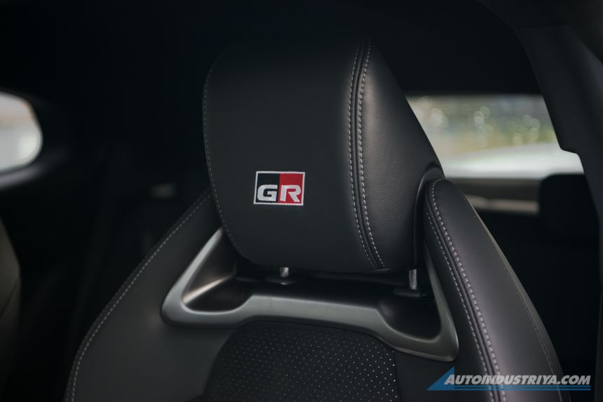 GR Yaris image