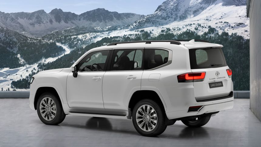 Toyota to prevent new Land Cruiser owners from reselling, exporting them image