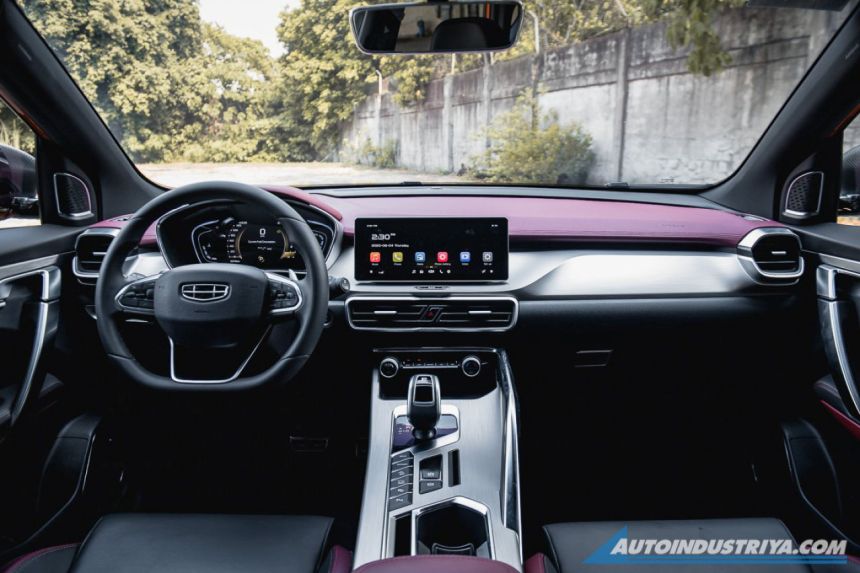 2020 Geely Coolray image