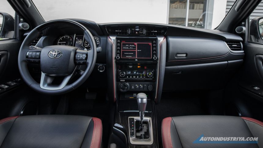 2021 Toyota Fortuner LTD 4x4 image